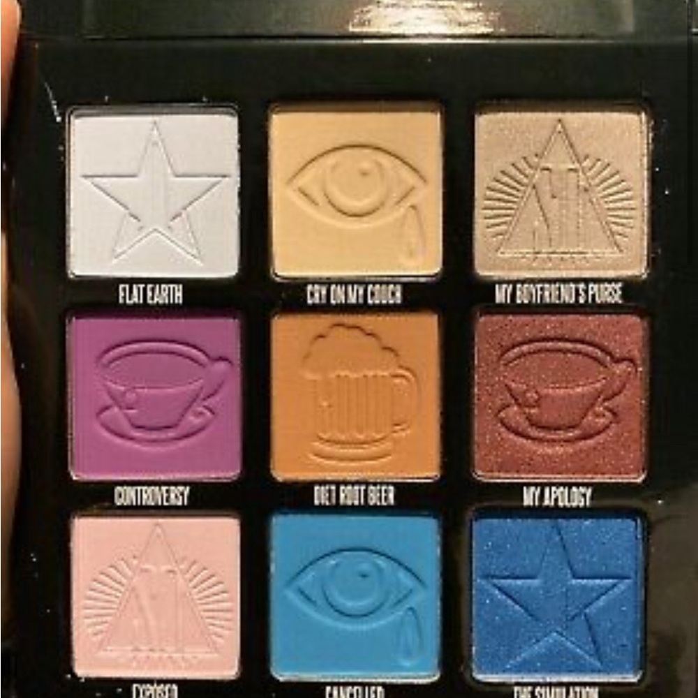 Jeffree Star Eyeshadow Palette - Bold Colors